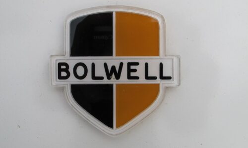 Bolwell_car_badge